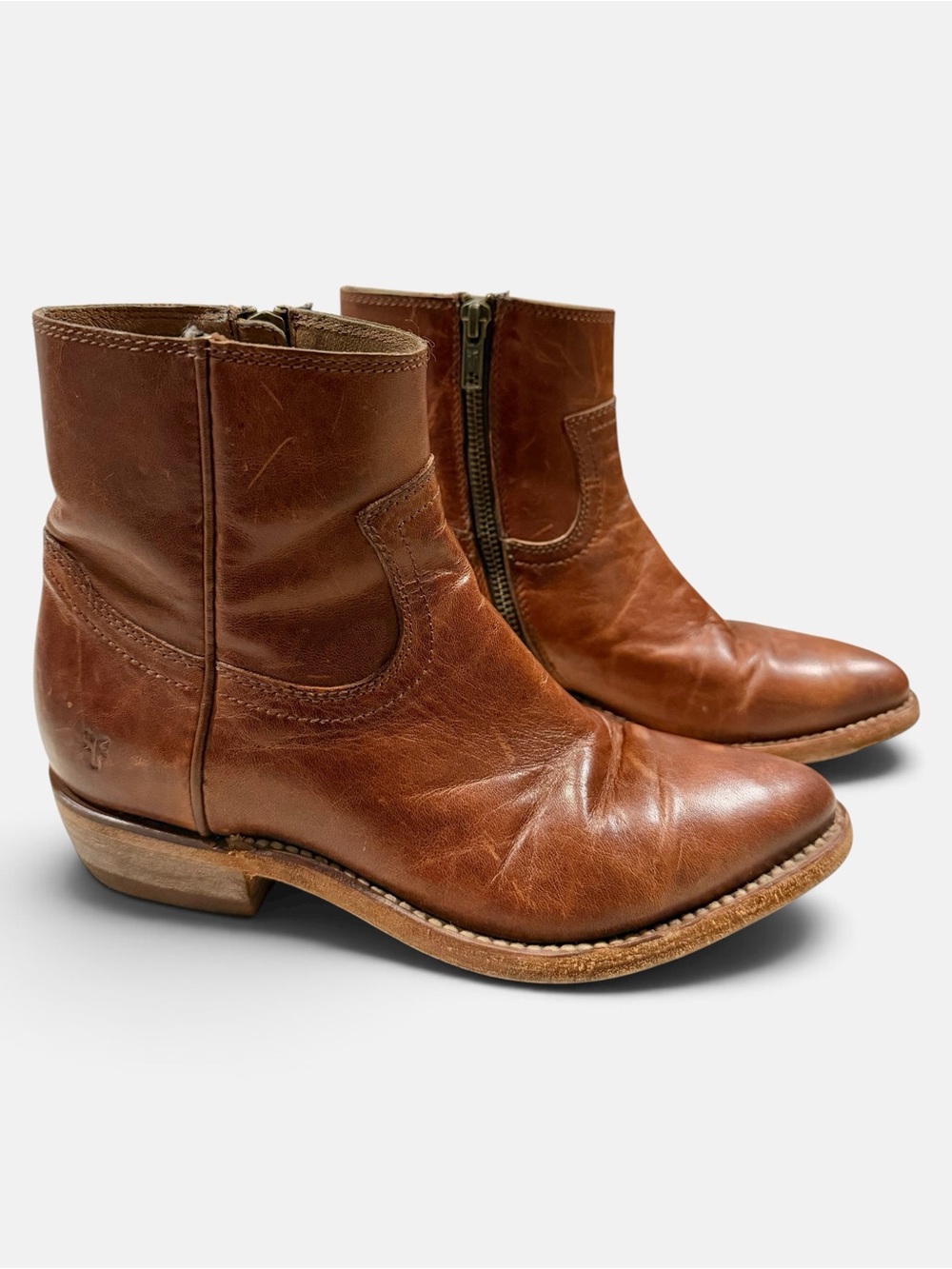 Frye Distressed Cognac Leather Western Zip Ankle Boots Made in Mexico Size 6B